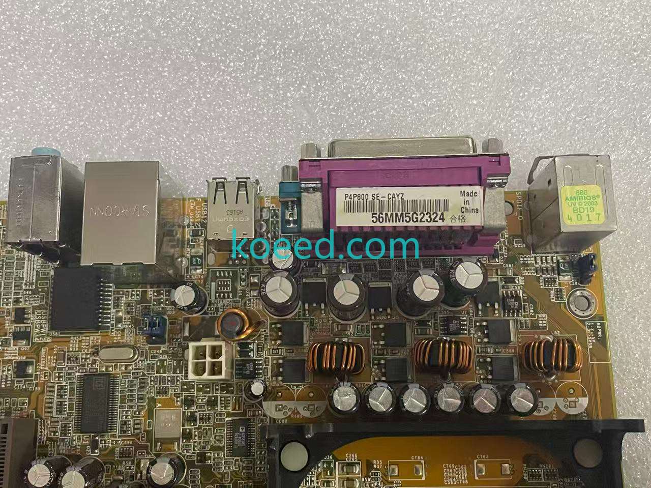 P4P800 SE - Product View